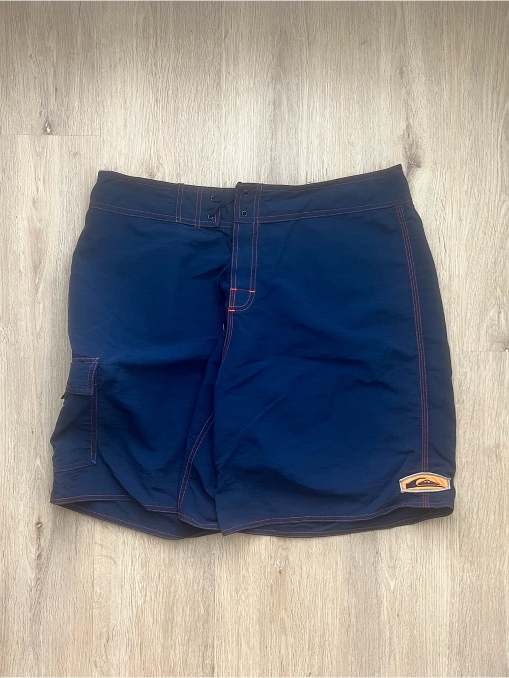 Vintage Quiksilver Avalanche Boardshorts Mens 36 White Blue Graphic Surf Y2K